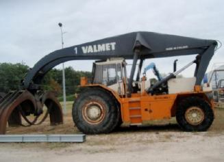 Valmet 1510 log wood handling truck SOLD